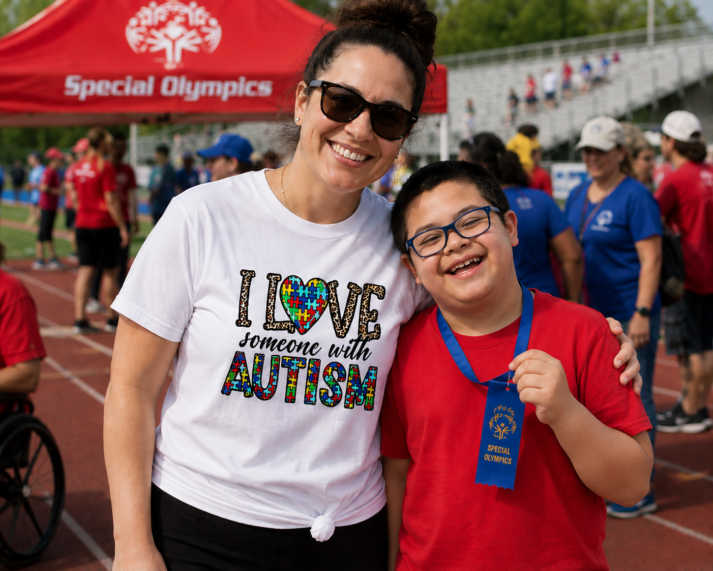 I Love Someone with Autism (Cheetah) Tee