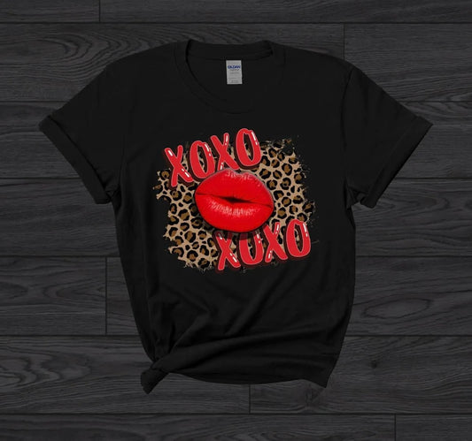XoXo Tee